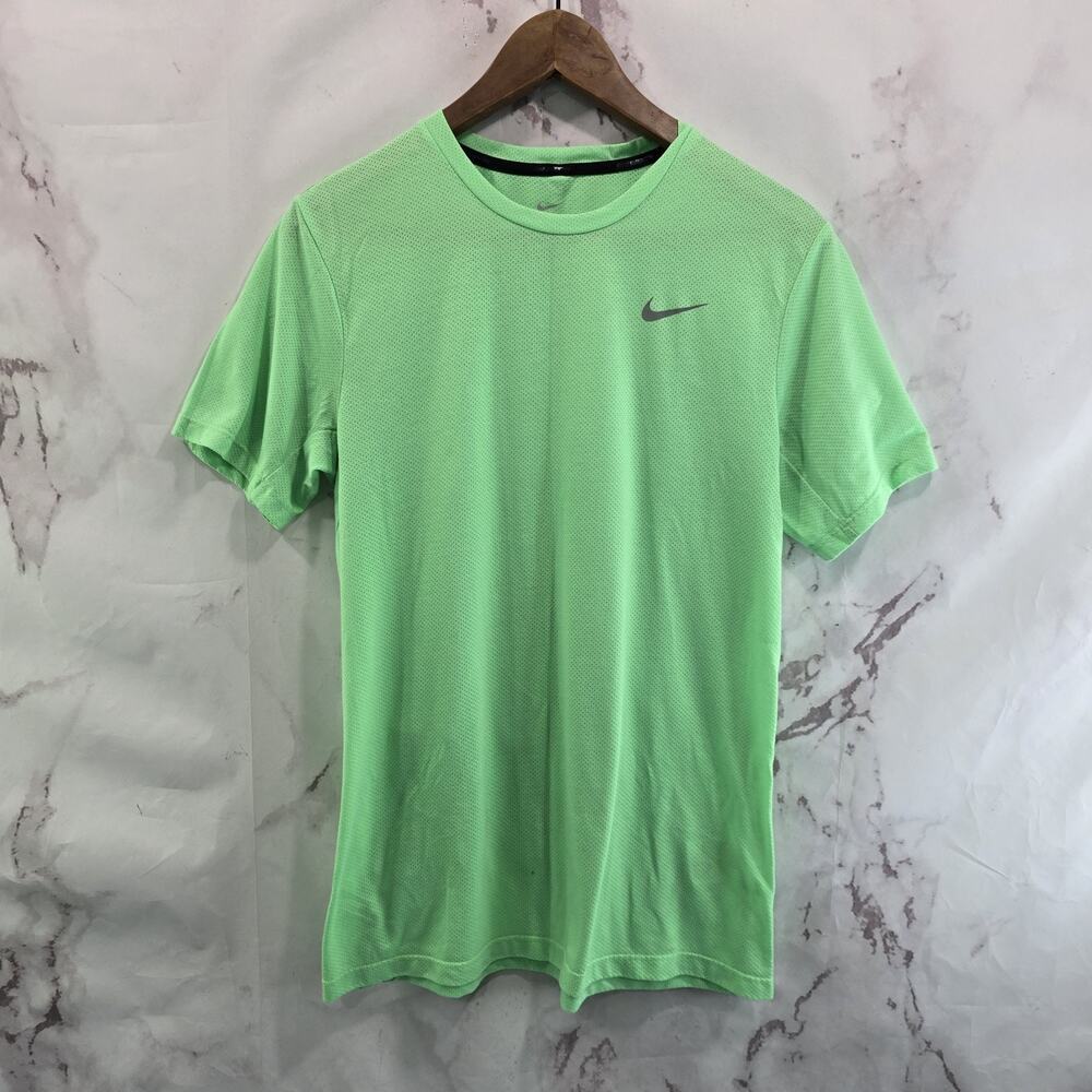 Nike Shirt Mens Medium Neon Green Dri Fit Tech Short Sleeve Active UPF Pocket